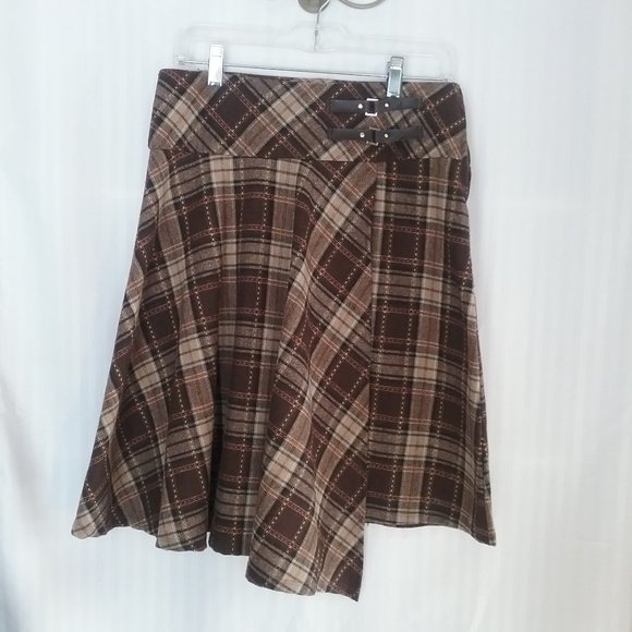 Vintage Brown, Tan and Black Kilt. Size 8. - Picture 1 of 6